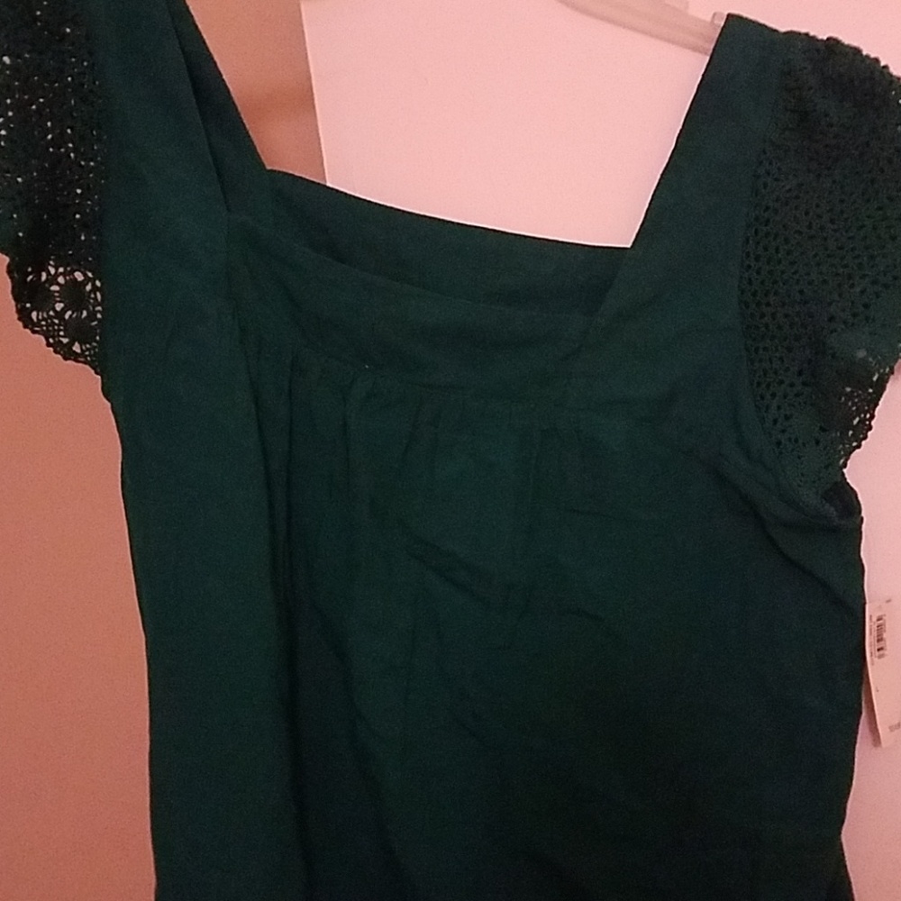 Ladies Top - Picture 1 of 4